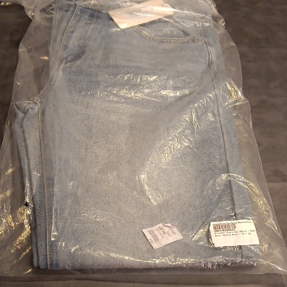 NWT! MNML Medium Blue Straight Jeans For Men - Picture 4 of 8